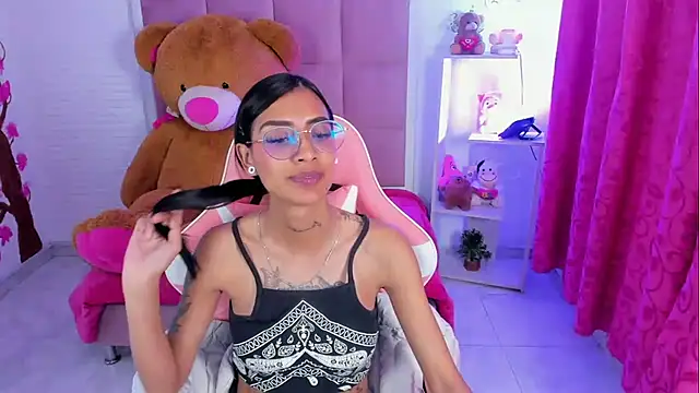 KarlaSlutSkinny__ webcam