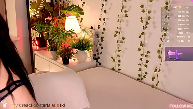 CarlyMilton webcam