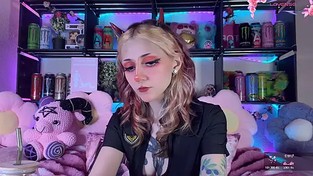 _Devill_Baby webcam