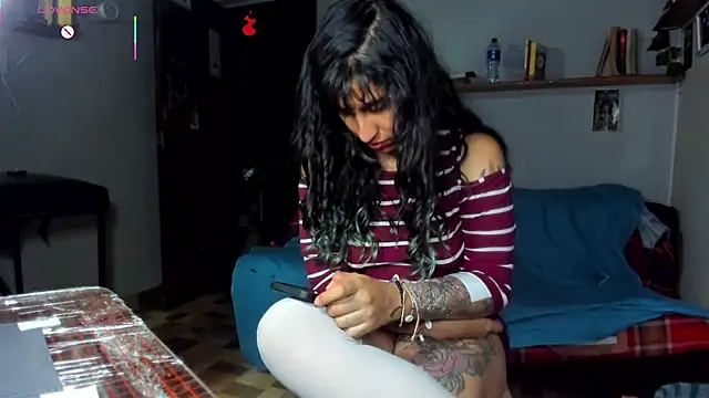 puepleholly webcam