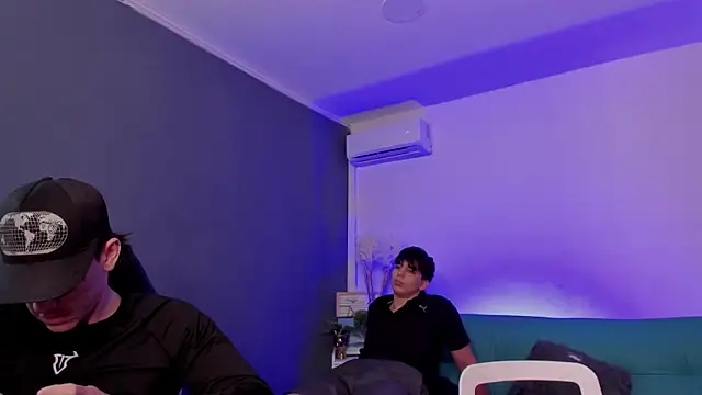 Handsomeboyss19 webcam