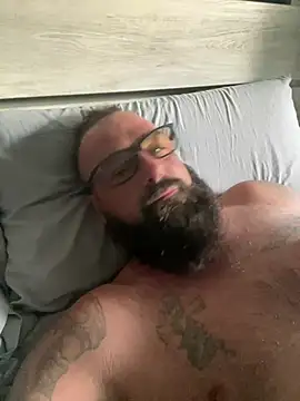 alphareign85 webcam