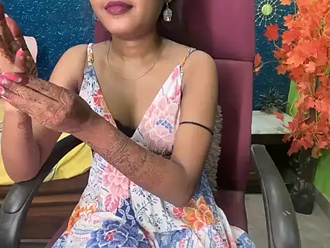 Naughty_Niharikaa webcam