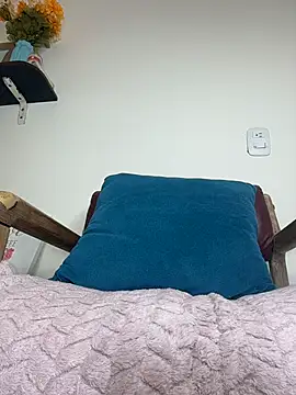 LilaRvsh webcam