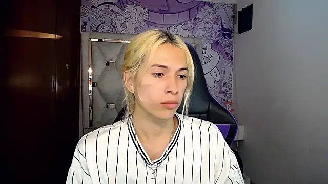 Larry_craft webcam