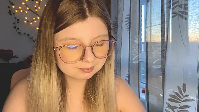 YukiBlush webcam