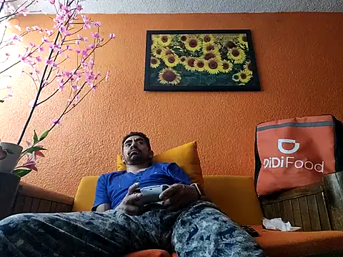 MexaCamGuy webcam