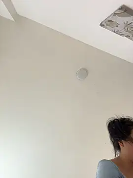 KallyMyller1 webcam