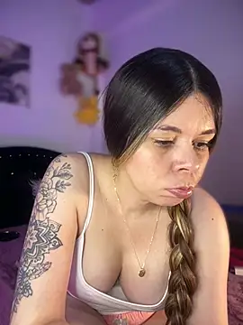 carolina16love webcam