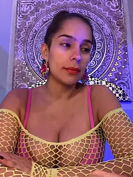 Mau_White webcam