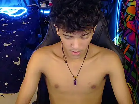 hugekenbigcock webcam
