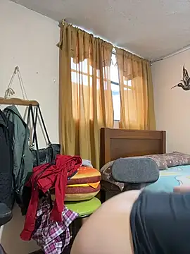latinfemale webcam