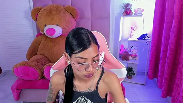 KarlaSlutSkinny__ webcam