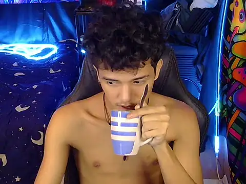 hugekenbigcock