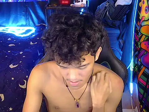 hugekenbigcock webcam