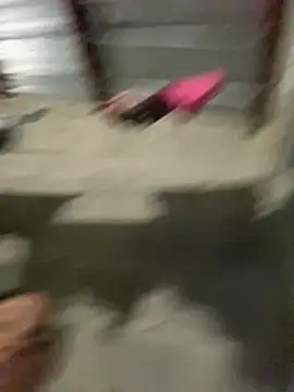 laura1999love webcam