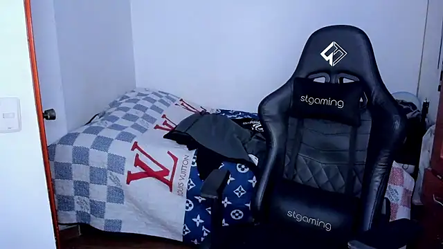 Tommy_Bred webcam