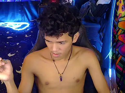 hugekenbigcock webcam