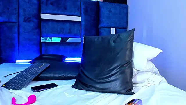 AmmyJones_ webcam