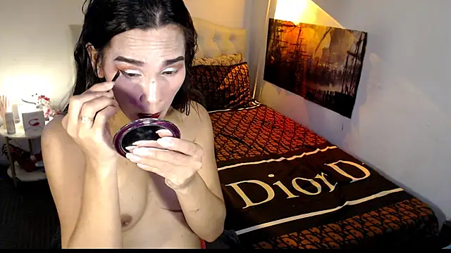 NinaDOM4CUM webcam