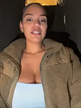 Sara-77 webcam