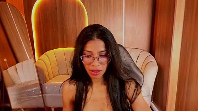 Alina_b_ webcam