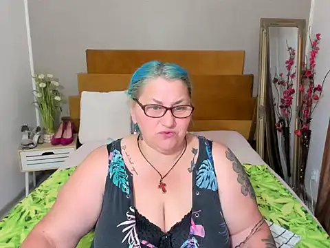 Sugarmommy_69X webcam