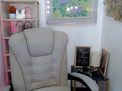 JasmineHiller webcam