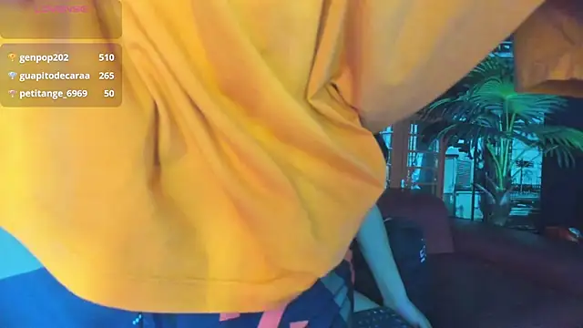 CloeRodriguez webcam