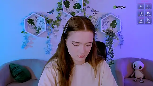 liana_kisses webcam