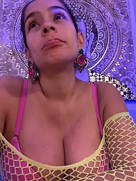 Mau_White webcam