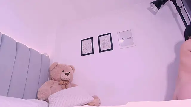 DannaHyde webcam