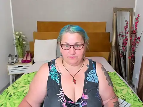 Sugarmommy_69X webcam