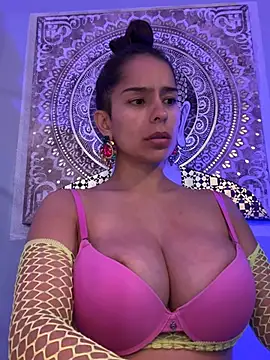 Mau_White ⛰ adult chat