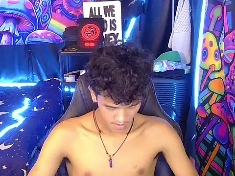 hugekenbigcock webcam