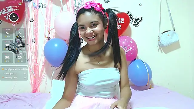 liz7skinny webcam