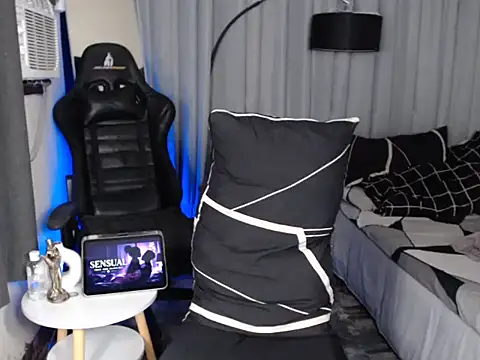 alexsuckable01 webcam