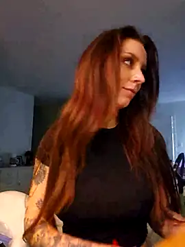 LilyOrion webcam