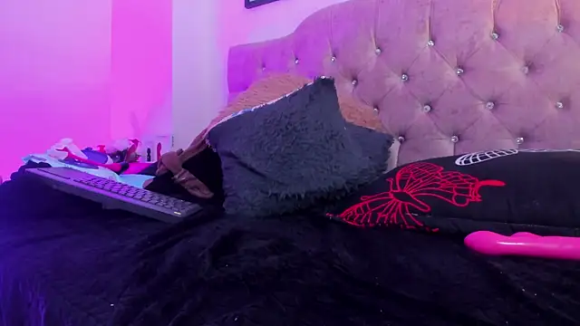 FelinaJohnson webcam