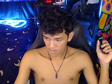hugekenbigcock webcam