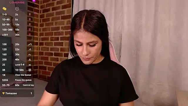 Salome_Cherie webcam