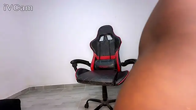 blessed-cock webcam