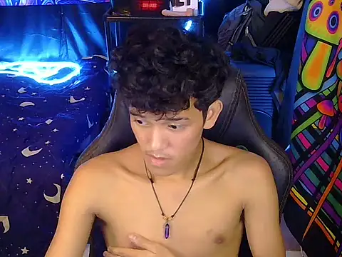 hugekenbigcock webcam