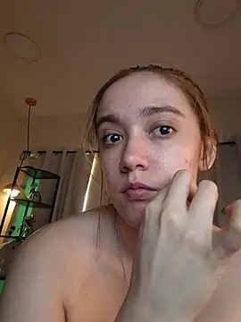 NaomiShimizu webcam