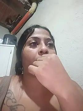 Giselabrunette25 webcam