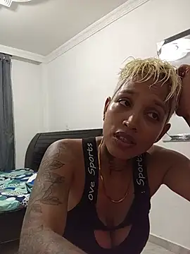 Dirty_Zoe webcam