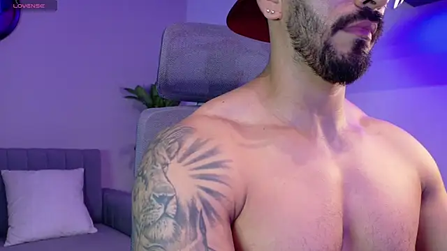 tony_muscle webcam