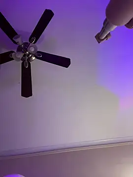 Heyalexaaa_love webcam