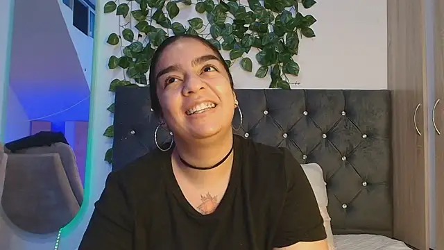 lauravince webcam