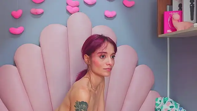 luci_miller webcam